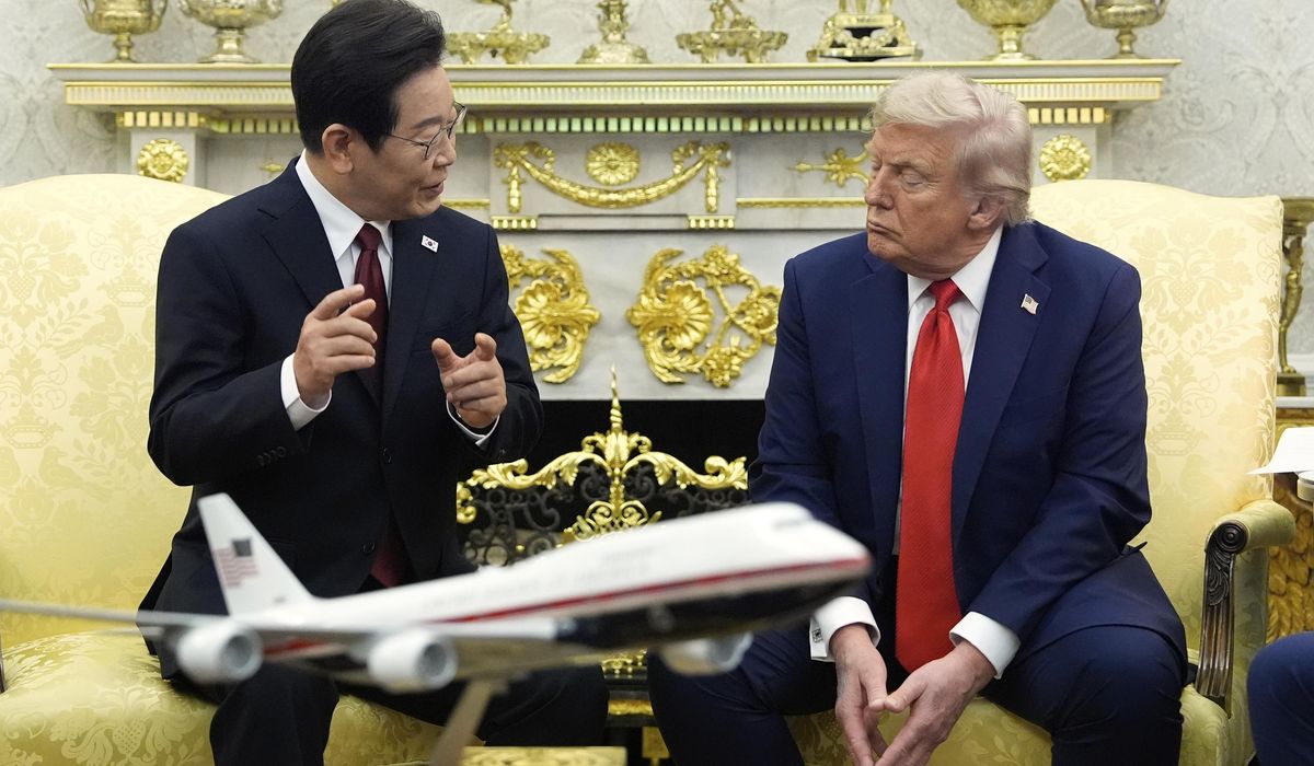 Lee Jae-myung successfully navigates White House meeting despite Trump’s Truth Social warnings