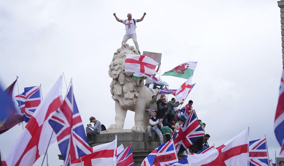 More than 100,000 people pack London streets in march organized by far-right activist Tommy Robinson