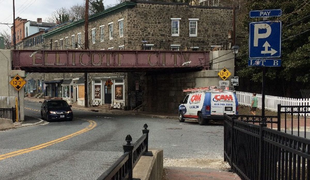 Ellicott City residents are appealing to keep peach, eggplant sculptures up on display